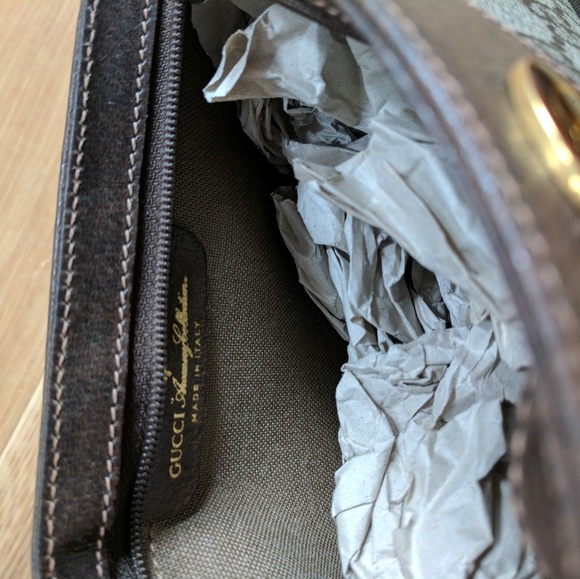 Vintage gucci cosmetic pouch - Picture 2 of 3