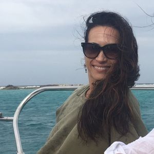 Meet your Posher, Elissa