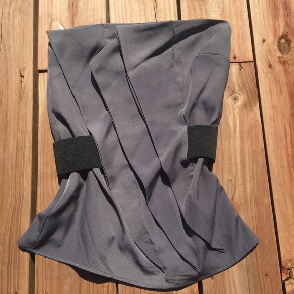 Forever 21 Gray Ruffle Front Tube Top - Picture 4 of 7