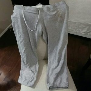 Women's cropped sweatpants(gently preloved)