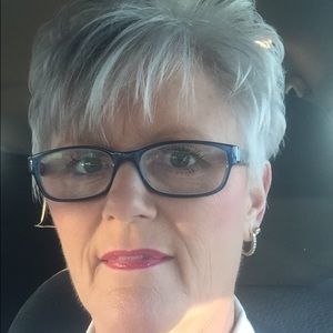 Meet your Posher, Mary jo