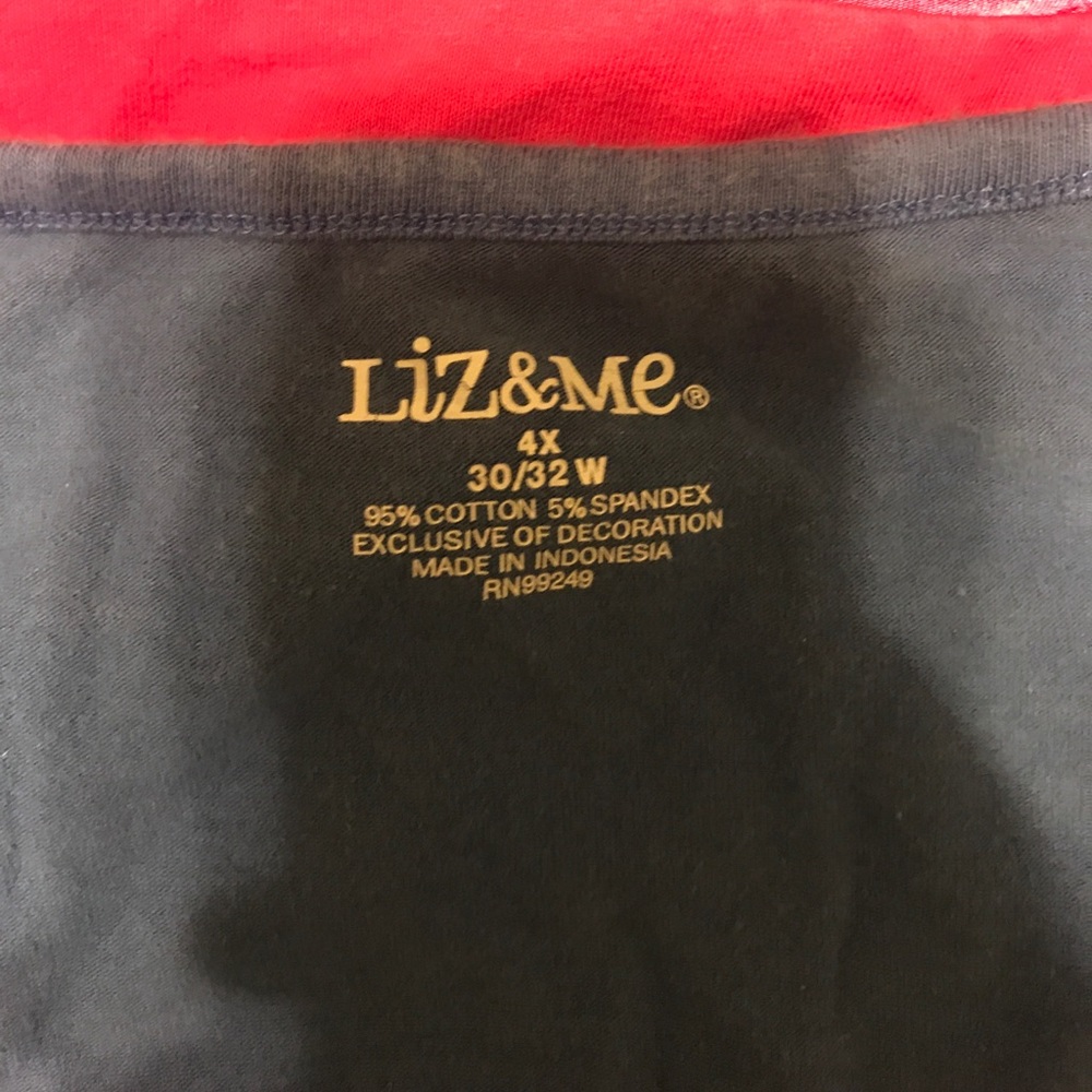 Blouses - Picture 2 of 3