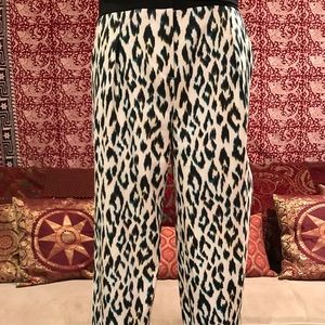 Bcbg ankle crepe pants!
