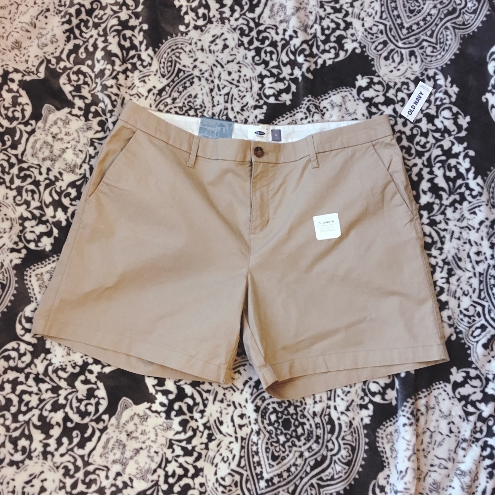 Old Navy 5' Shorts