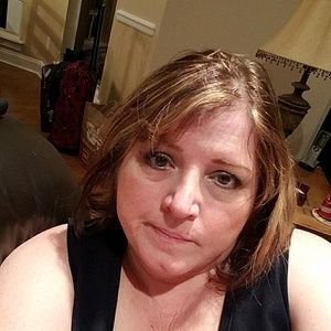 Meet your Posher, Laurie