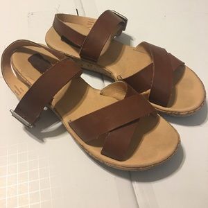 Comfy and cute Kork Ease Sandals