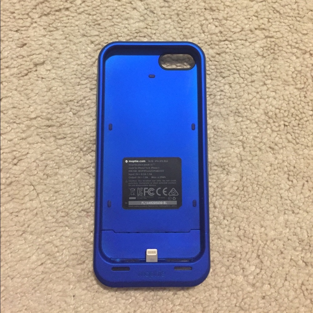 BRAND NEW Mophie Iphone 5/5s blue charging case