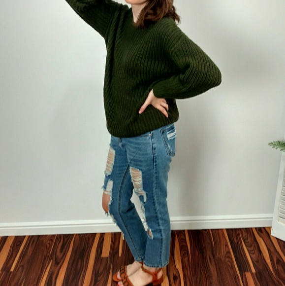 🚨LAST ONE🚨🌿SWEATER WEATHER🌿 - Picture 3 of 6