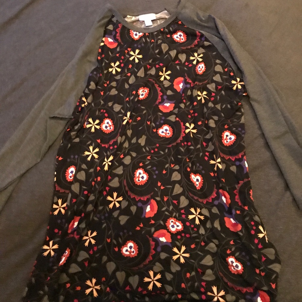 LuLaRoe Randy Lg Apple Top NWOT
