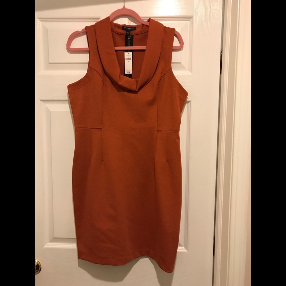 Sleeveless dress