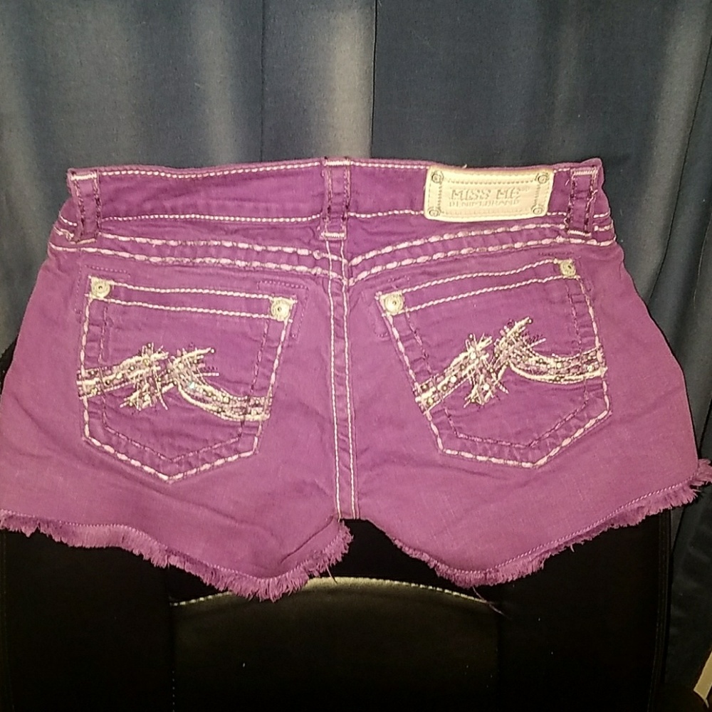 Purple Miss Me shorts size 27