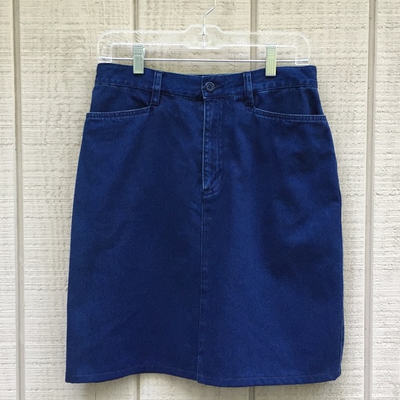 Liz Claiborne Dresses & Skirts - Liz Claiborne denim / blue jean pencil skirt, 10