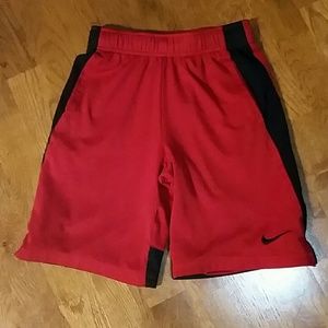 Nike Boys Shorts Size M