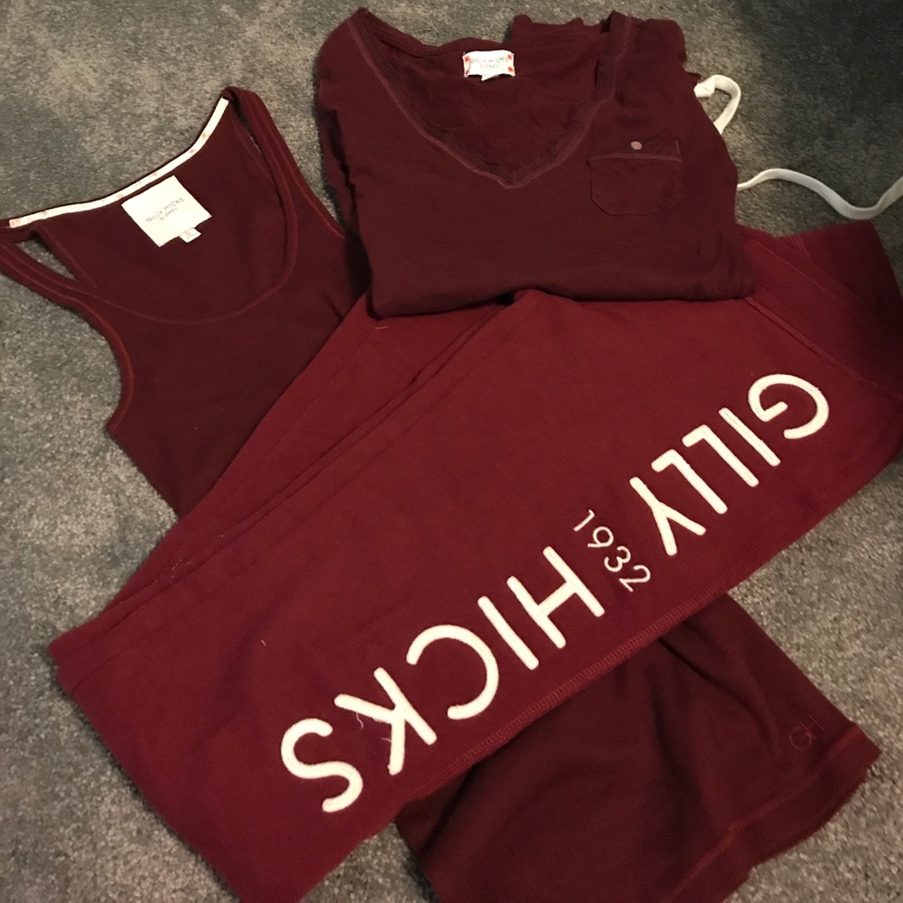 Gilly Hicks maroon bundle-tank, sweatpants,shirt