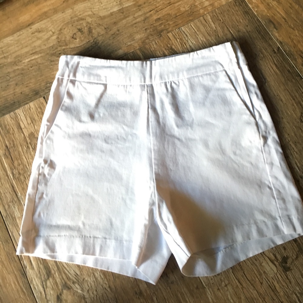 Papaya White Shorts with Pockets
