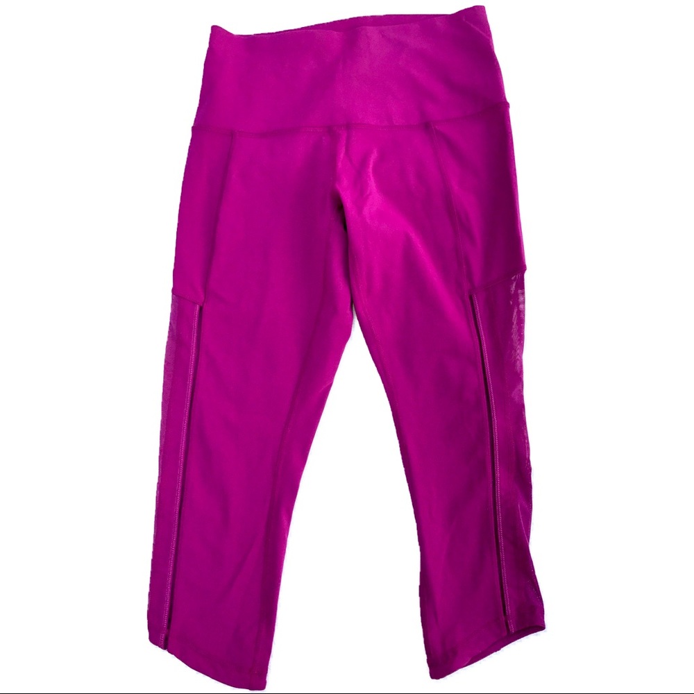 Lululemon Hot to Street Regal Plum (Fuchsia) Crops