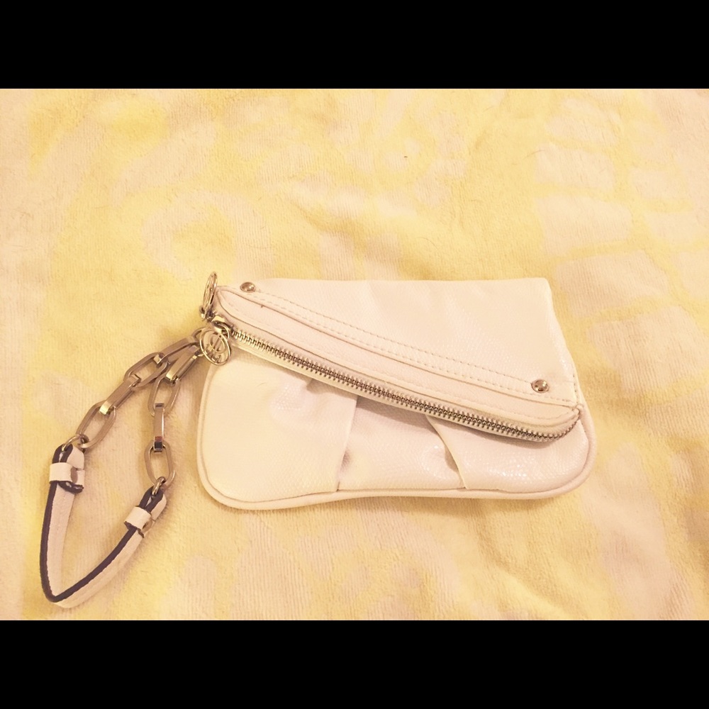 J.Lo clutch