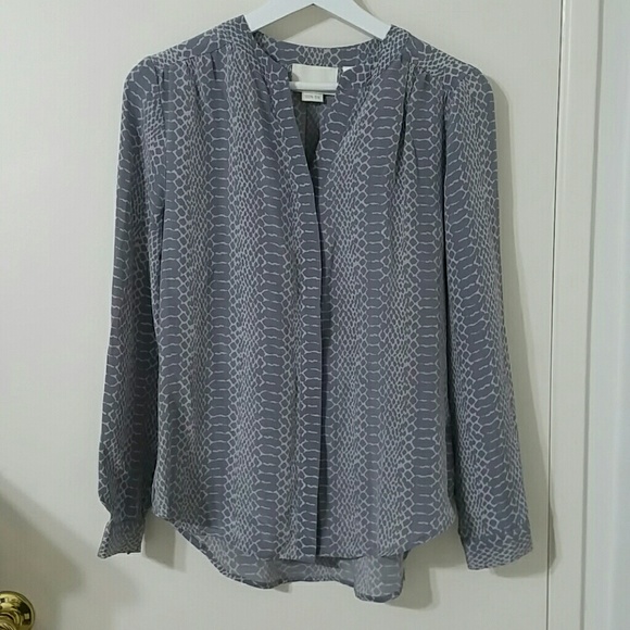 Cynthia Rowley printed gray silk blouse - Picture 2 of 8