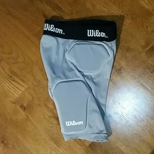 Wilson Football Padded Compression Shorts Size YS