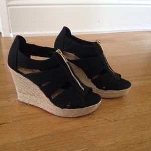 Merona Black Wedges