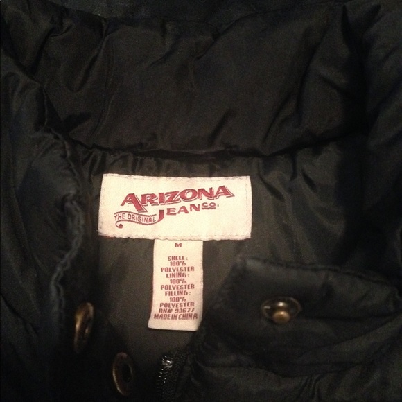 Arizona Jeans black puffy vest - Picture 2 of 2