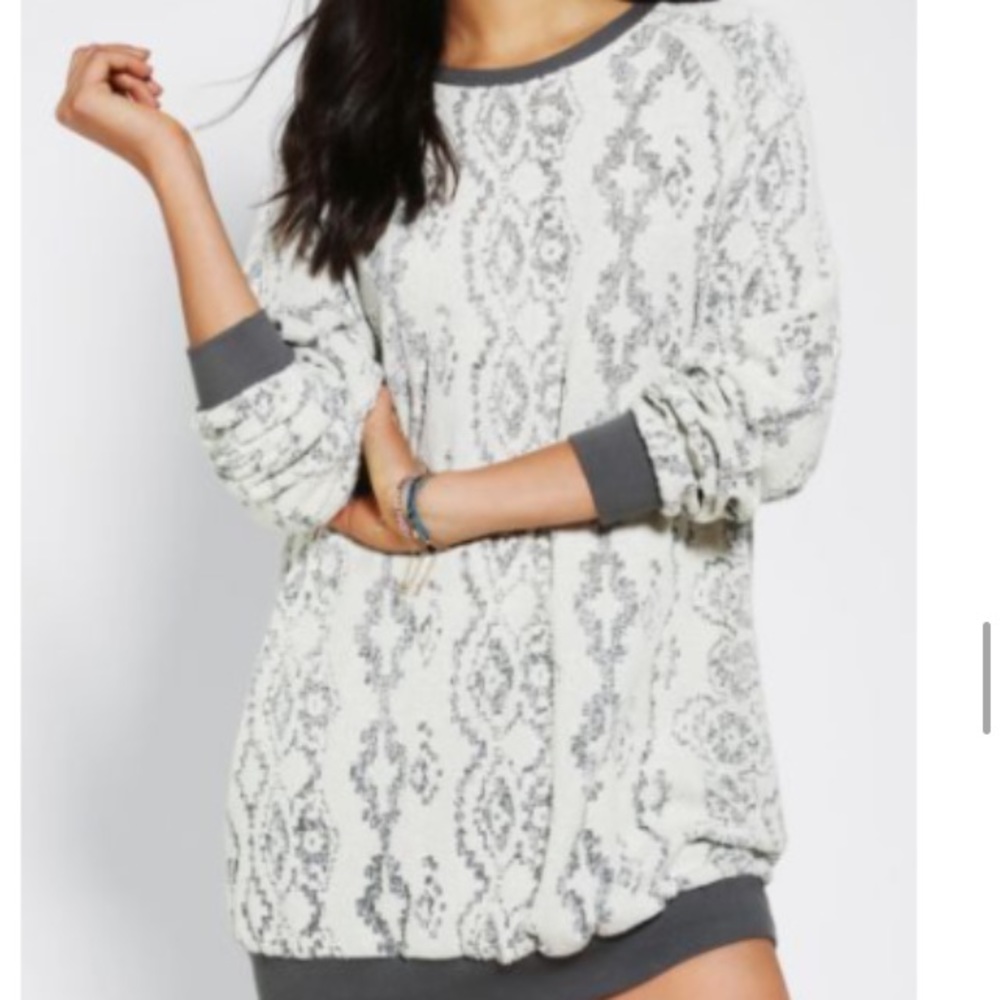 Ecote Midnight Eclipse Pullover Sweatshirt