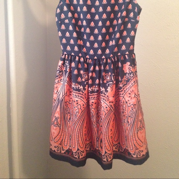 Cute Navy and coral dress - Picture 2 of 4