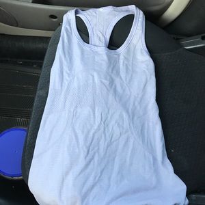 Lululemon tank