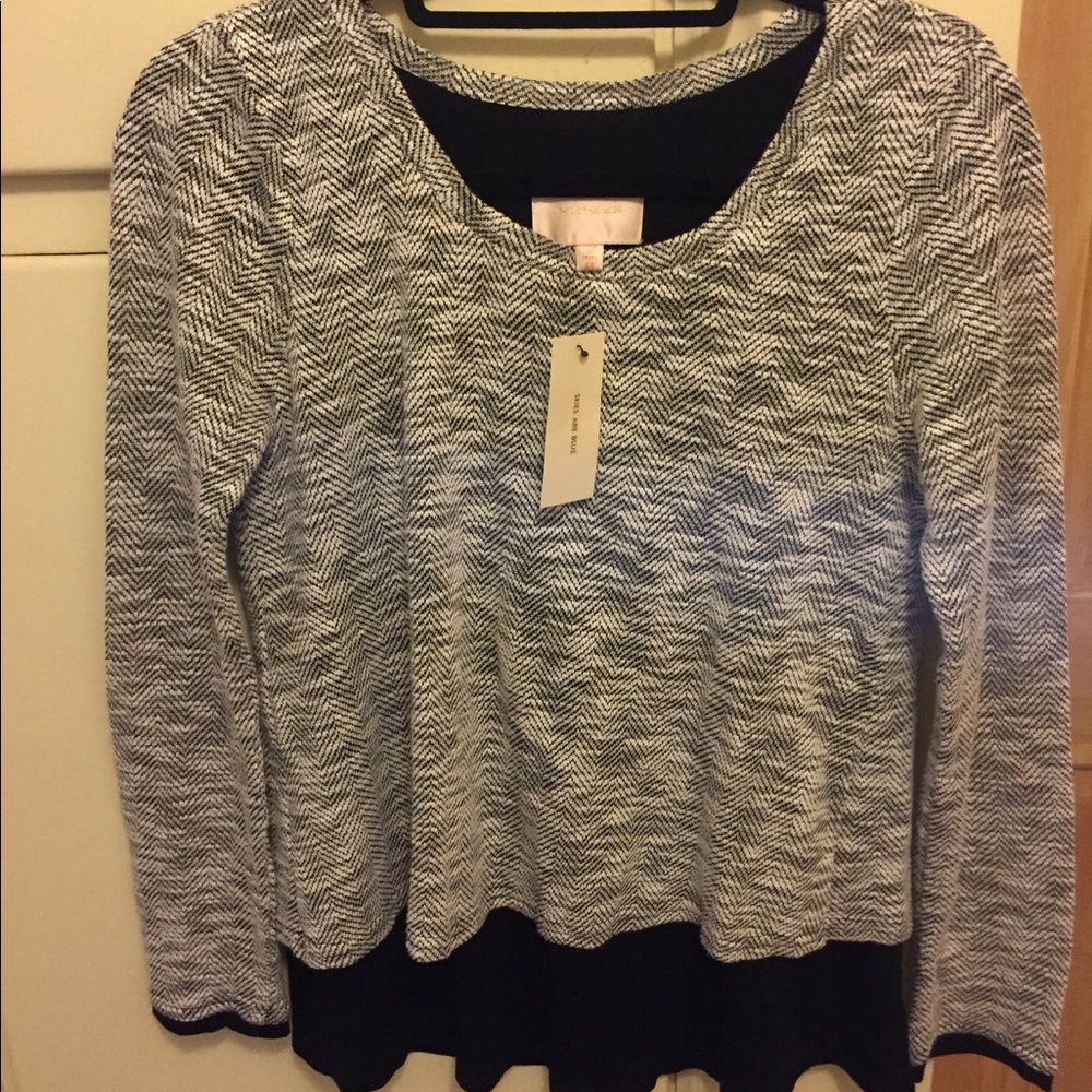 NWT Skies Are Blue Black & Grey Split Back Sweater