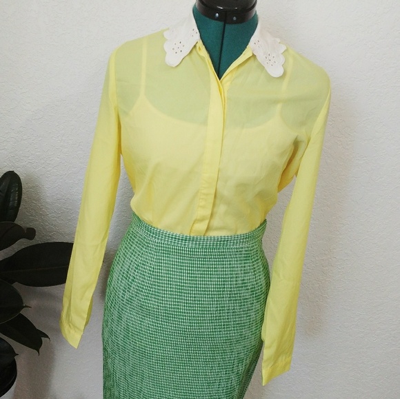 Forever 21 Tops - Peter Pan/Lace Button Down Blouse