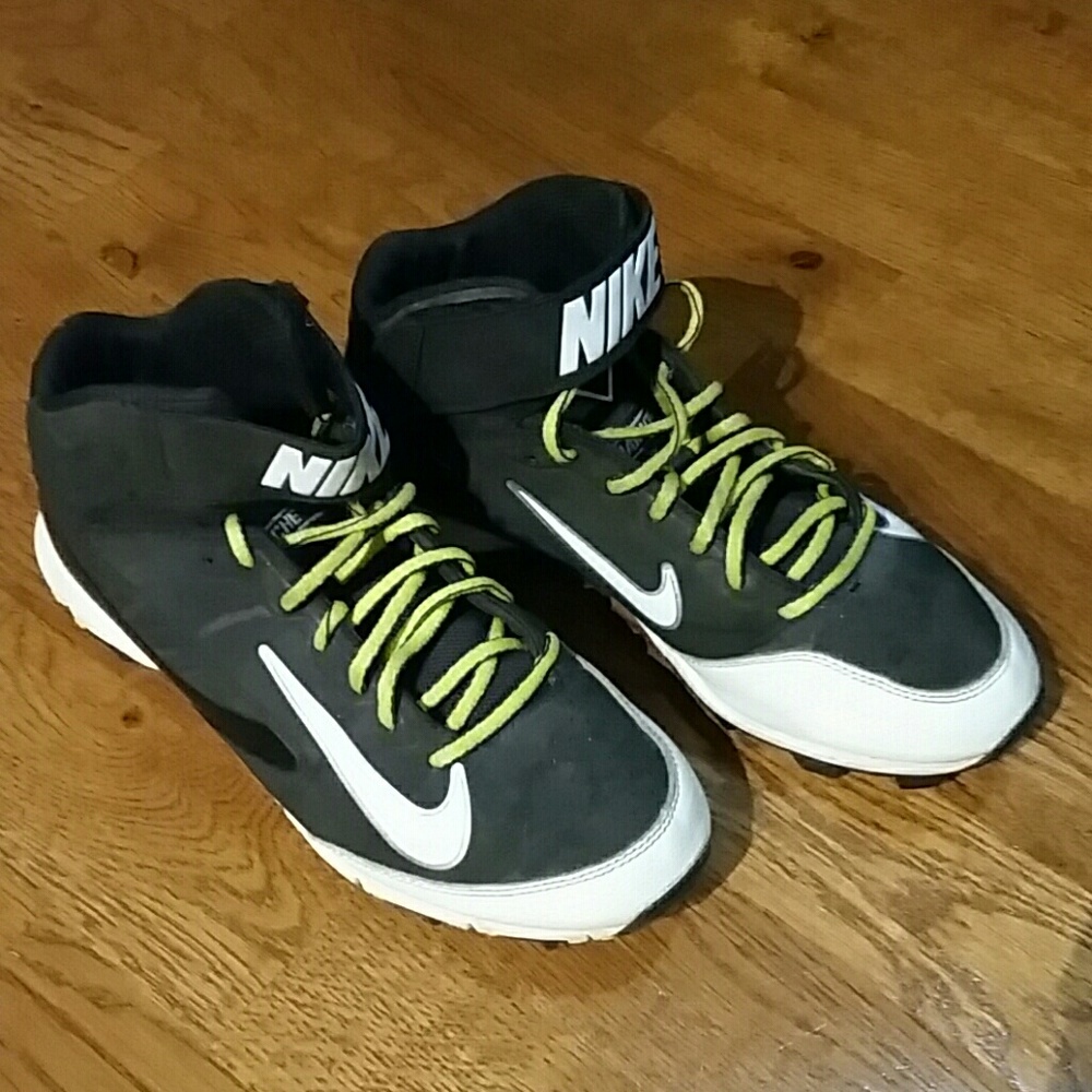 Nike Huarache Football Cleats Size 5Y