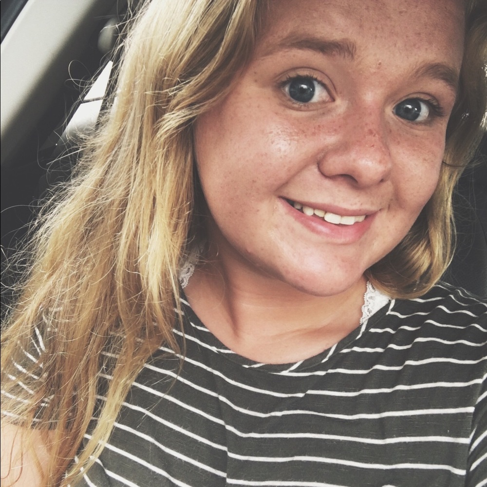 Meet your Posher, Lizzie