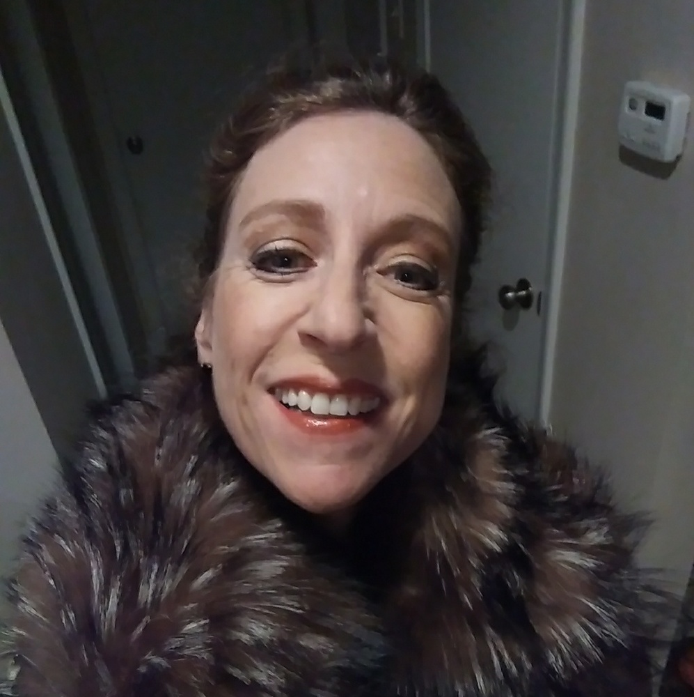 Meet your Posher, Alicia