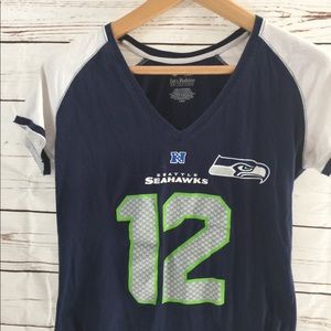 Seahawks women's NFL team apparel Large t