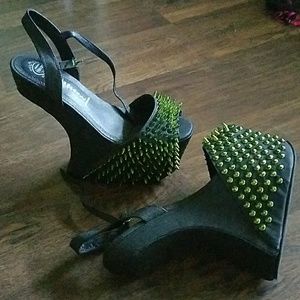Sexy Heel-less Pumps
