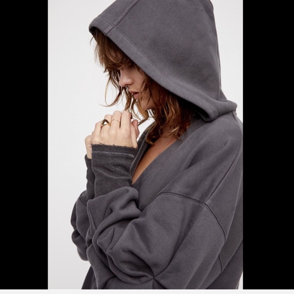 Free People gray Oversized Sweatshirt Hooded S - Picture 3 of 4