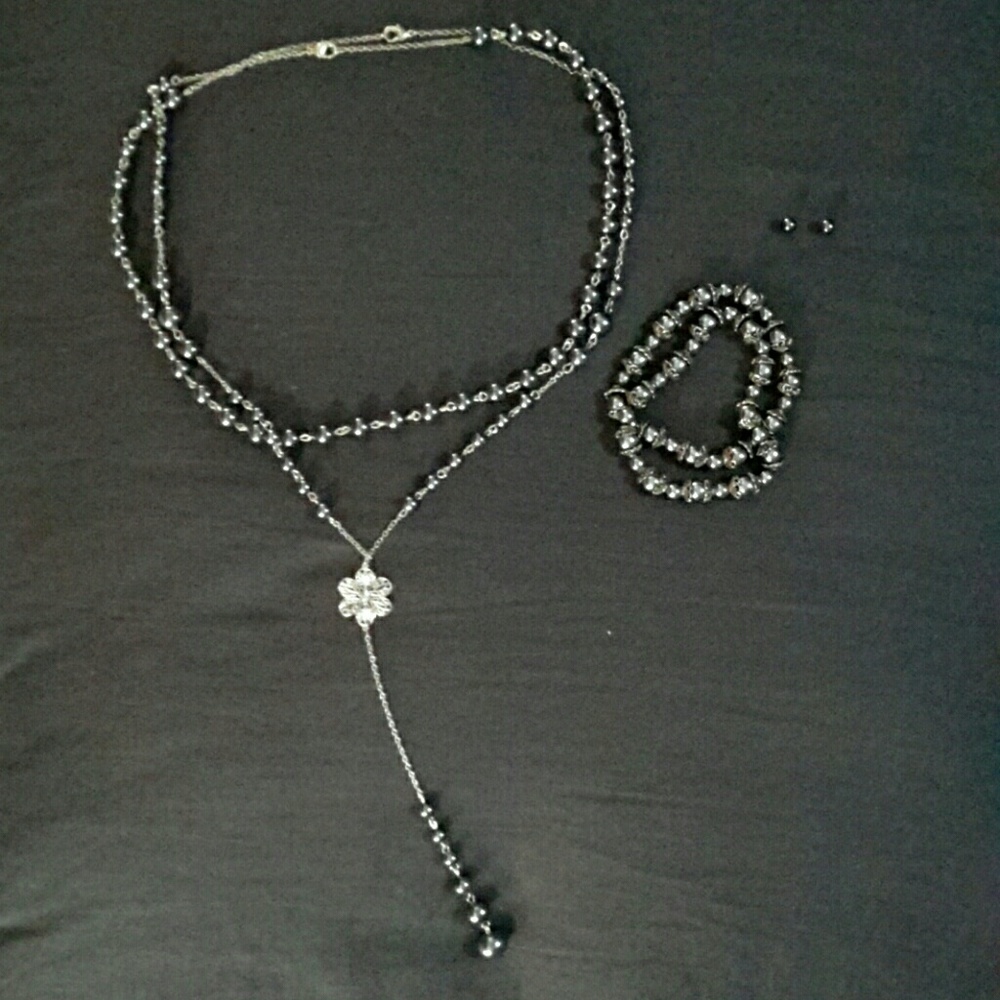 Necklace,  earring & bracelet
