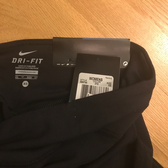 Nike Leggings - Picture 3 of 3