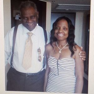 Meet your Posher, Carletta