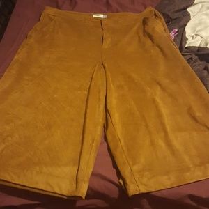 Brown calhuttes palazzo shorts suede feel