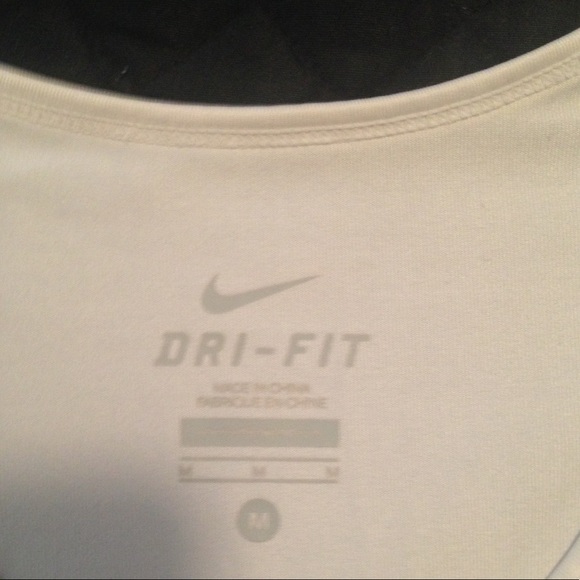 Nike Dri-fit top - Picture 2 of 2