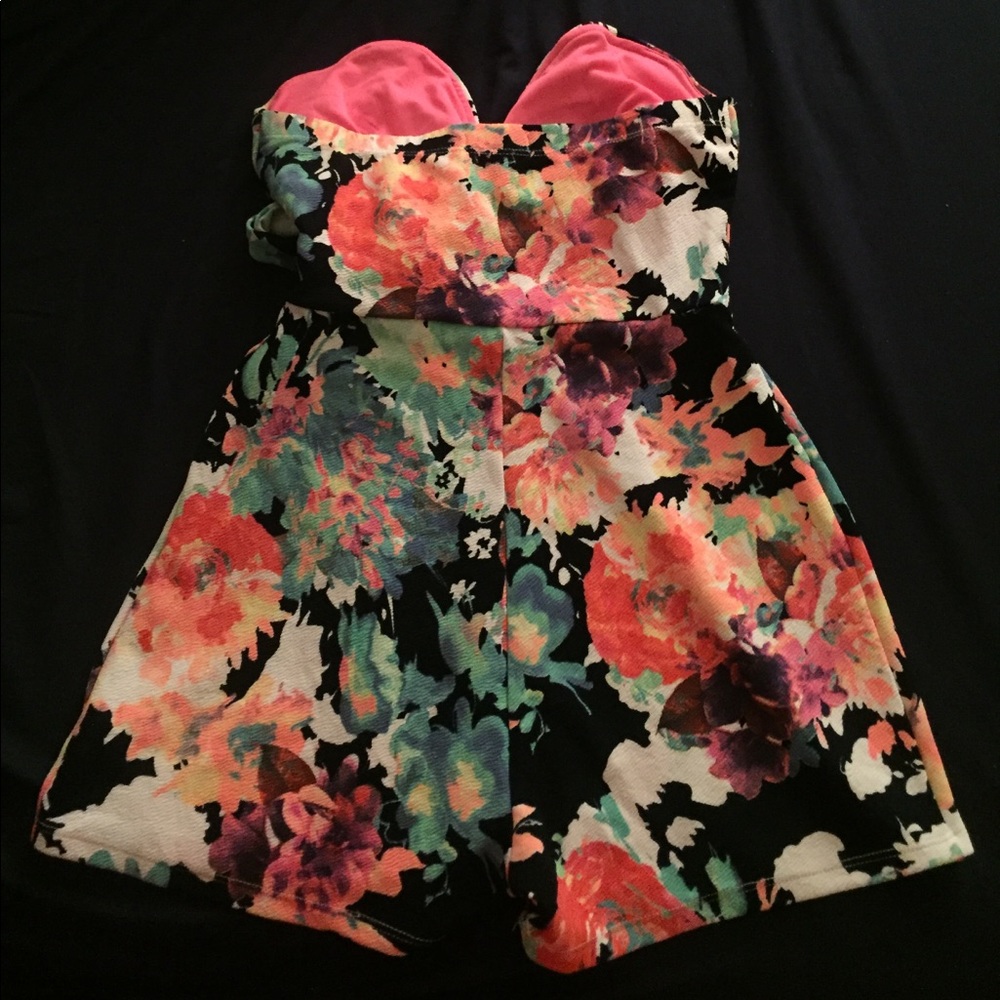 Romper - Picture 2 of 3