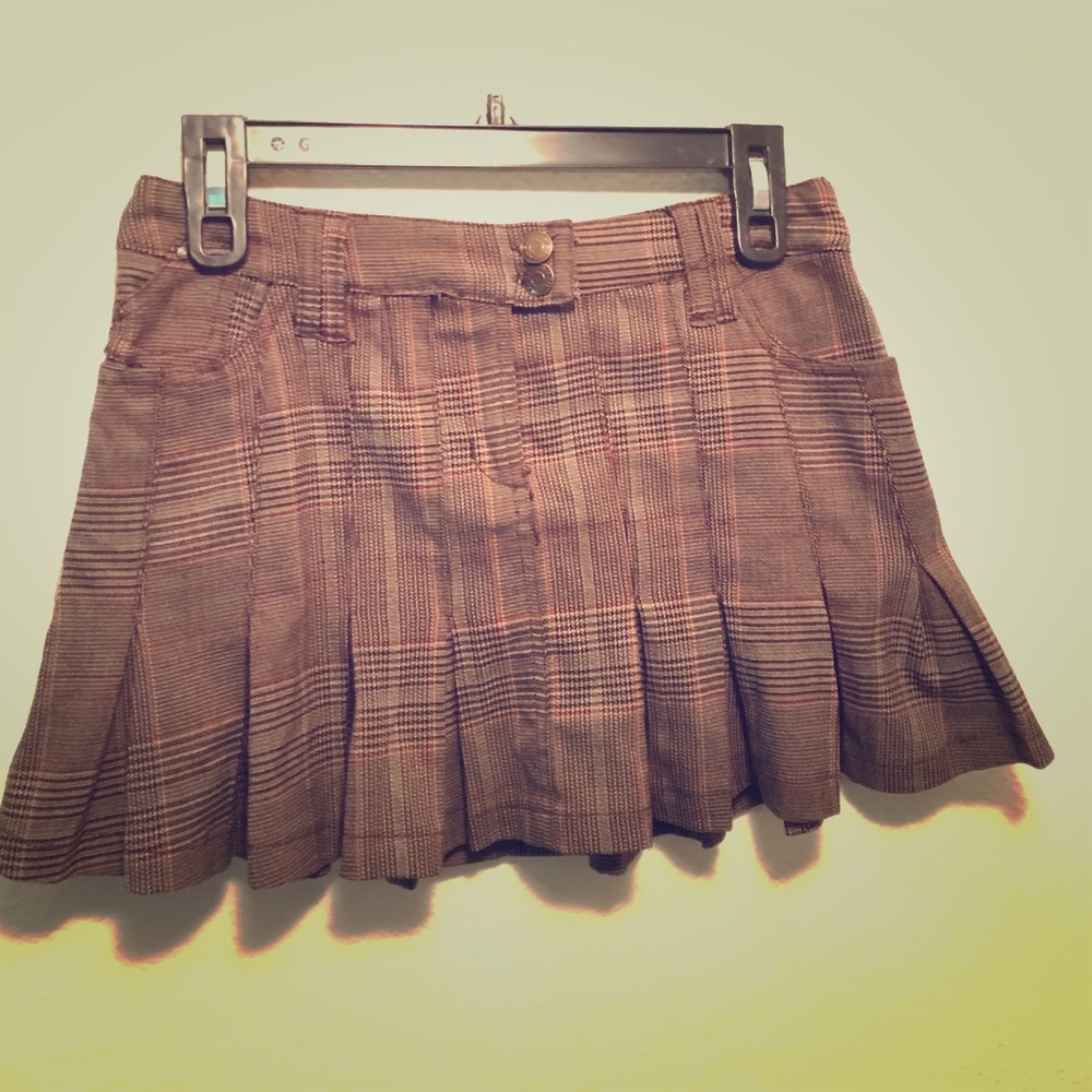 Pleated Skirt