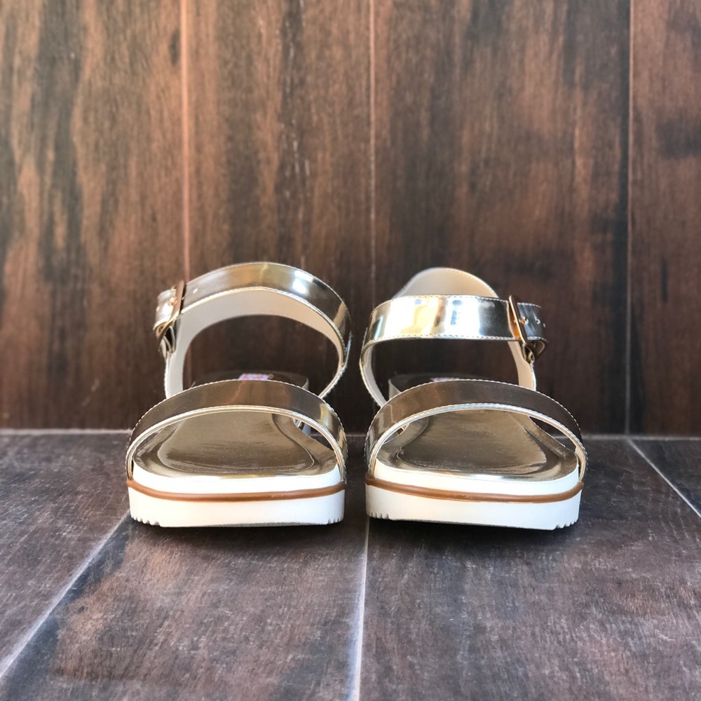 NIB Gladiator Platform Sandals - Picture 6 of 8