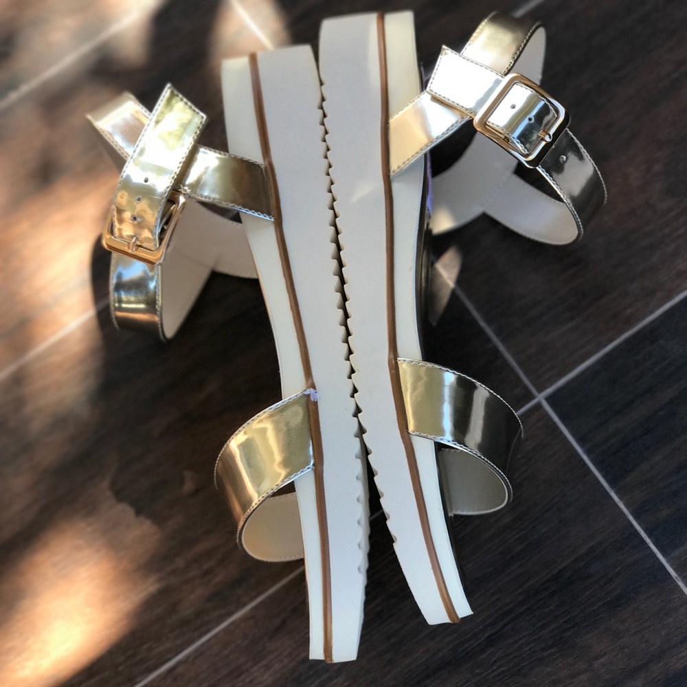 NIB Gladiator Platform Sandals - Picture 8 of 8