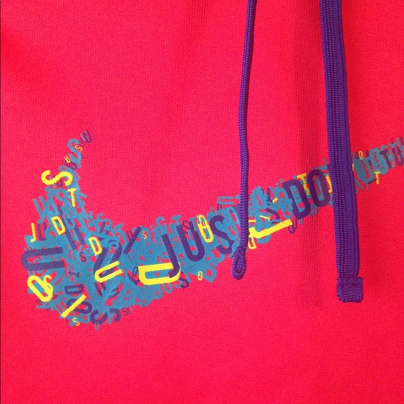 Nike sweatshirt - Picture 2 of 4