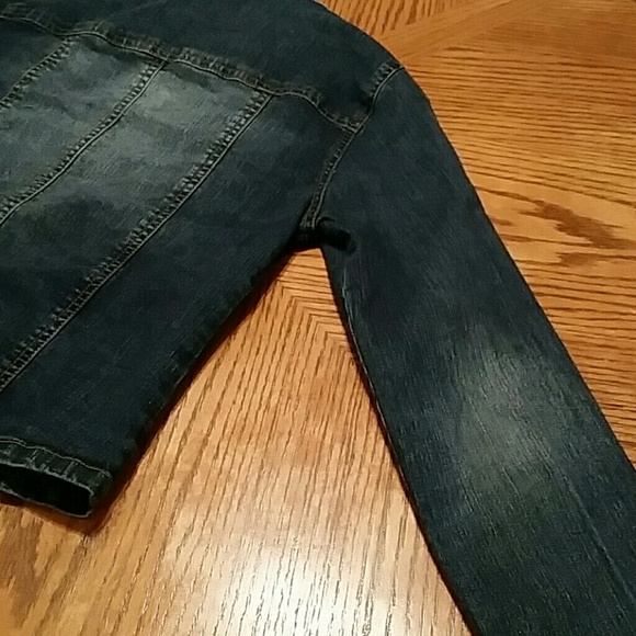 Jean Jacket - Picture 8 of 8