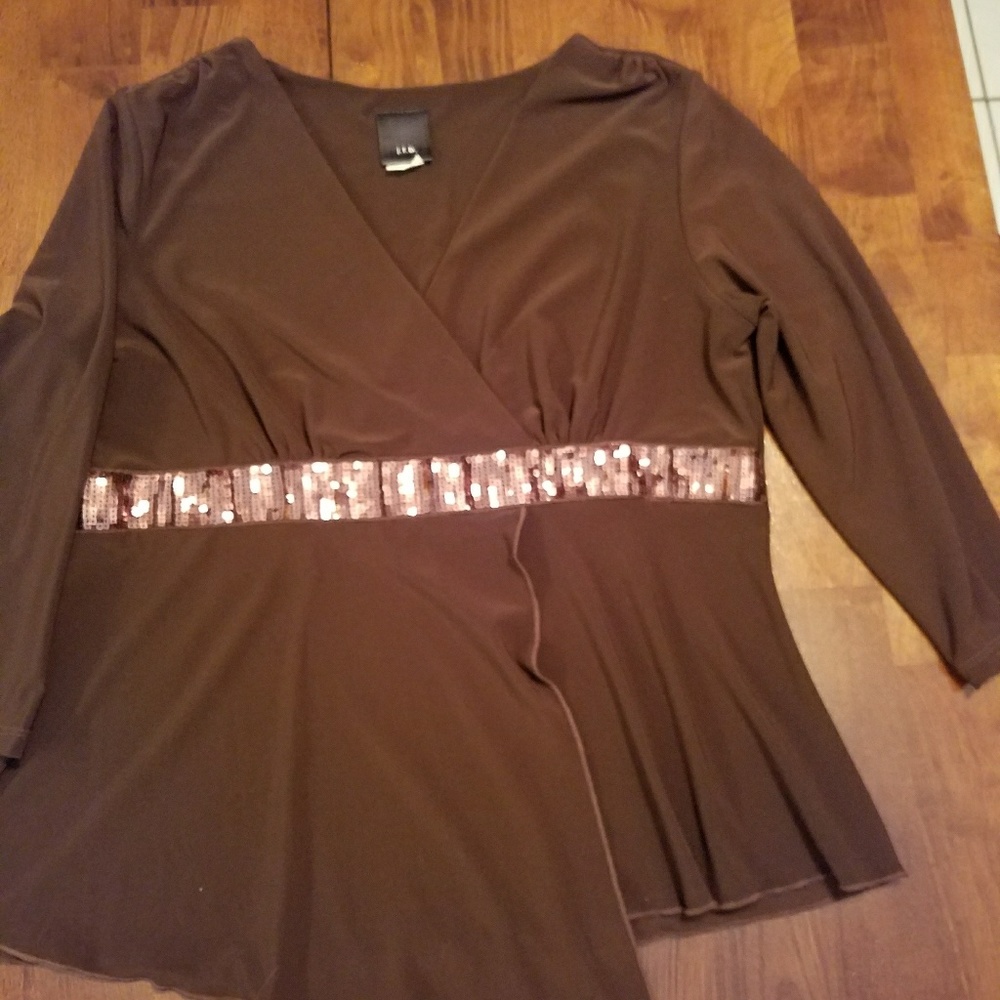 🍂Price drop🍁 Wrap top