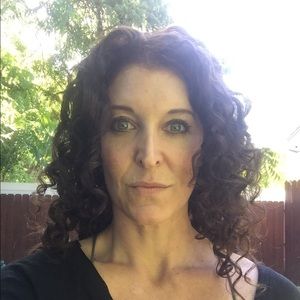 Meet your Posher, Dayna