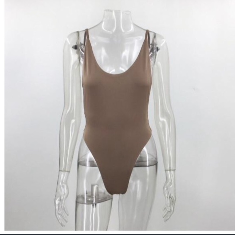 NEW! Brazilian Monokini - Picture 3 of 7